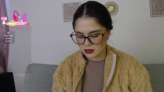 Samanta Monroe online show from November 30, 2025, 11:55 am