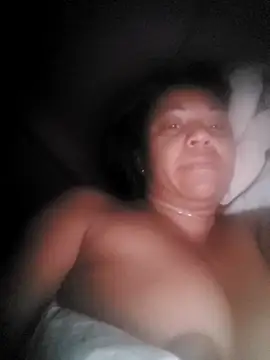 Snapshot of chiaralovelove chatting on October 20, 2025, 2:46 am chiaralovelove online show from October 20, 2025, 2:46 am