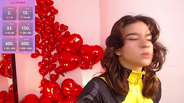 Snapshot of miascarlet_16 chatting on October 1, 2025, 1:26 pm miascarlet 16 online show from October 1, 2025, 1:26 pm