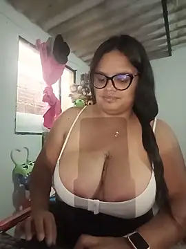 Snapshot of luluboobs9 chatting on June 10, 2026, 8:21 pm luluboobs9 online show from June 10, 2026, 8:21 pm
