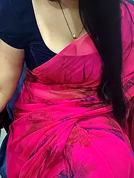 Anuforyou19 online show from October 31, 2025, 5:09 pm