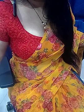 Anuforyou19 online show from November 3, 2025, 4:43 pm