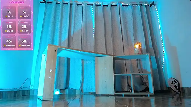 JULLIAN  online show from November 2, 2025, 4:17 am