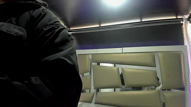 Mia lopez   online show from December 2, 2025, 1:02 pm