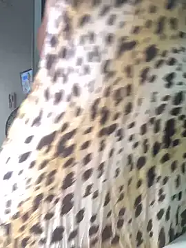 Snapshot of sweetdulcexxx chatting on February 6, 2026, 2:35 pm sweetdulcexxx online show from February 6, 2026, 2:35 pm