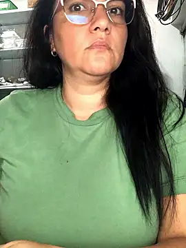 Snapshot of sweetdulcexxx chatting on January 7, 2026, 2:27 am sweetdulcexxx online show from January 7, 2026, 2:27 am