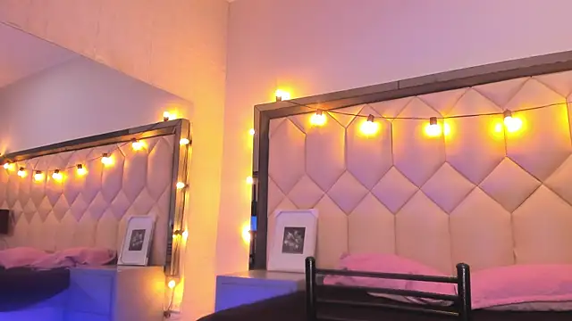 Scarletbigbug online show from January 17, 2026, 11:25 am