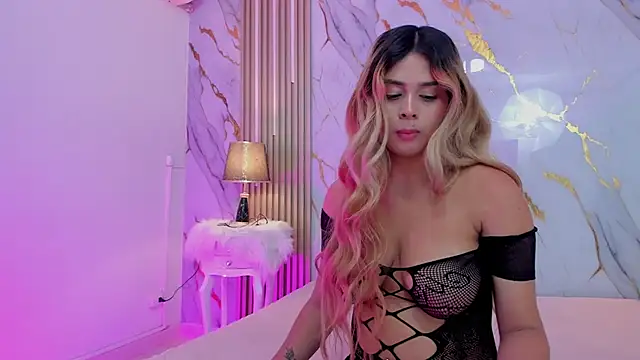 Snapshot of sharon_greey chatting on November 13, 2025, 8:24 pm sharon greey online show from November 13, 2025, 8:24 pm