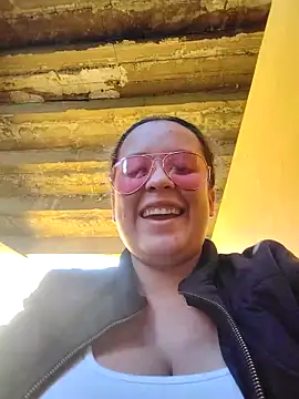 You-sexy-starr online show from September 23, 2025, 9:00 pm