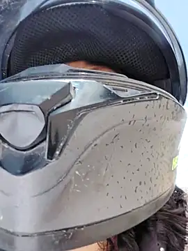 You-sexy-starr online show from November 21, 2025, 4:06 pm