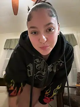 babykalirose online show from February 2, 2026, 2:32 am