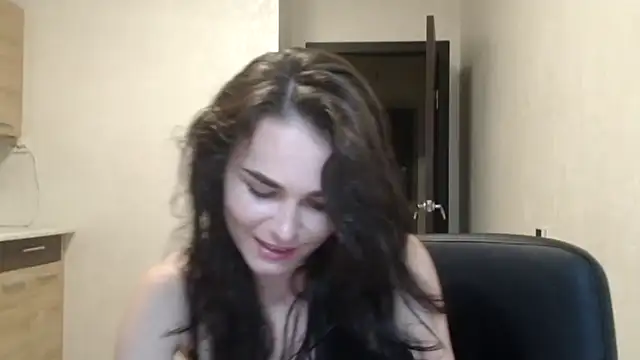 Snapshot of Silviaa_a chatting on November 6, 2025, 8:24 pm Silviaa a online show from November 6, 2025, 8:24 pm