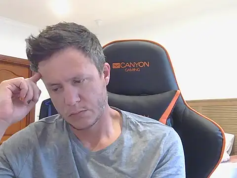 TroyDieselXXX online show from September 20, 2025, 5:01 am