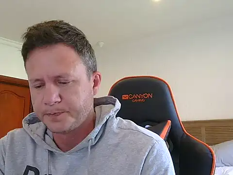 Snapshot of TroyDieselXXX chatting on January 11, 2026, 5:25 am TroyDieselXXX online show from January 11, 2026, 5:25 am