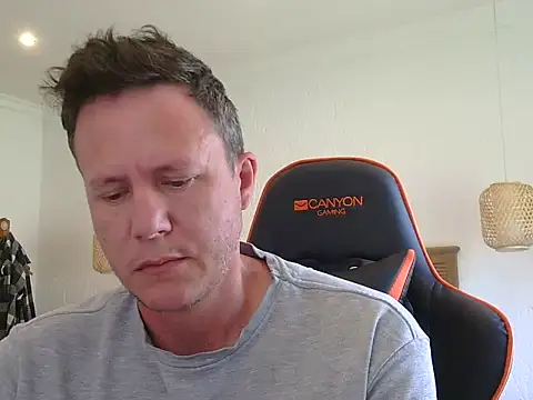 Snapshot of TroyDieselXXX chatting on January 9, 2026, 5:58 am TroyDieselXXX online show from January 9, 2026, 5:58 am