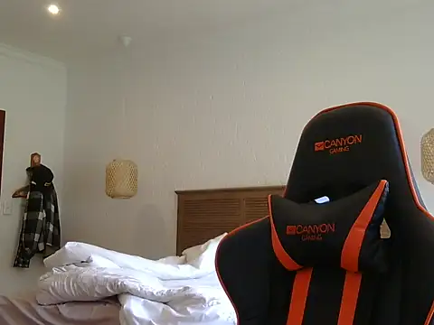 Snapshot of TroyDieselXXX chatting on February 22, 2026, 6:27 am TroyDieselXXX online show from February 22, 2026, 6:27 am