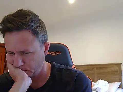 Snapshot of TroyDieselXXX chatting on January 8, 2026, 4:07 am TroyDieselXXX online show from January 8, 2026, 4:07 am