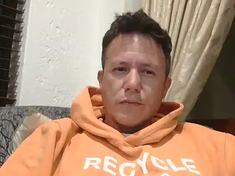 TroyDieselXXX online show from November 2, 2025, 6:24 pm