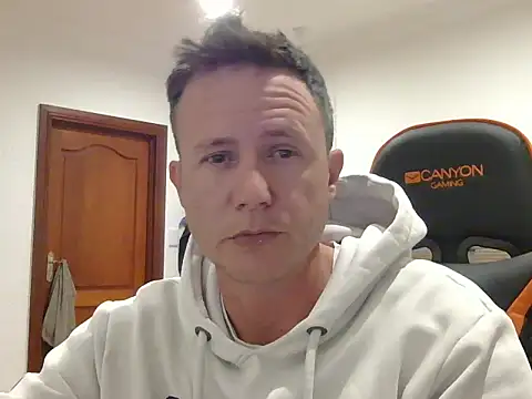 Snapshot of TroyDieselXXX chatting on May 11, 2026, 4:59 pm TroyDieselXXX online show from May 11, 2026, 4:59 pm