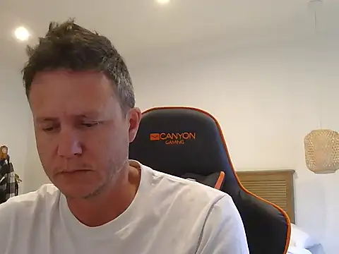 Snapshot of TroyDieselXXX chatting on February 13, 2026, 5:29 am TroyDieselXXX online show from February 13, 2026, 5:29 am