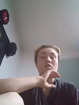 Snapshot of MoonIrene chatting on October 30, 2025, 3:53 pm MoonIrene online show from October 30, 2025, 3:53 pm