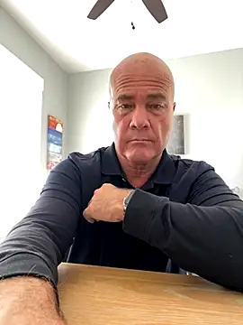 Snapshot of cyclone1212 chatting on October 24, 2025, 1:32 pm cyclone1212 online show from October 24, 2025, 1:32 pm