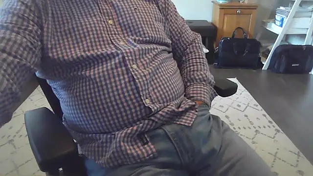 Snapshot of cyclone1212 chatting on October 31, 2025, 12:24 pm cyclone1212 online show from October 31, 2025, 12:24 pm