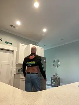 Snapshot of cyclone1212 chatting on November 16, 2025, 1:16 pm cyclone1212 online show from November 16, 2025, 1:16 pm