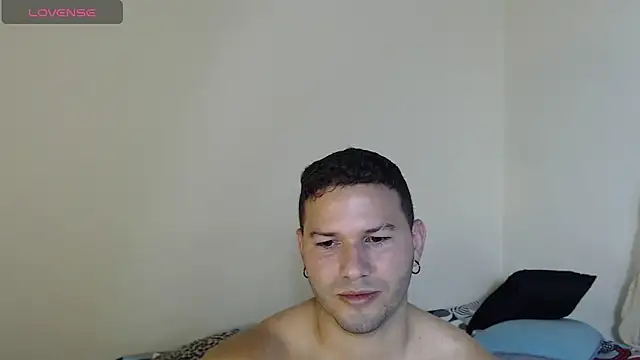 Snapshot of Tim_mz01 chatting on December 21, 2025, 7:37 pm Tim mz01 online show from December 21, 2025, 7:37 pm