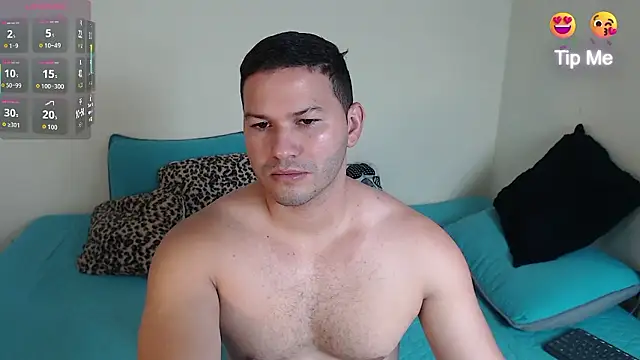 Snapshot of Tim_mz01 chatting on January 13, 2026, 6:01 pm Tim mz01 online show from January 13, 2026, 6:01 pm