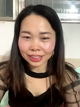 xlj4523 online show from December 5, 2025, 4:49 pm