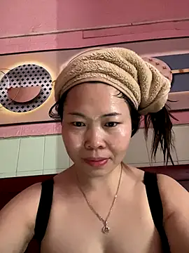 xlj4523 online show from December 17, 2025, 5:01 am