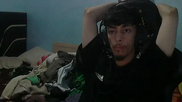 Snapshot of Dark_DesireX chatting on April 21, 2026, 11:39 am Dark DesireX online show from April 21, 2026, 11:39 am