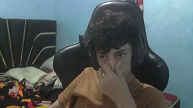 Dark DesireX online show from October 17, 2025, 6:06 am