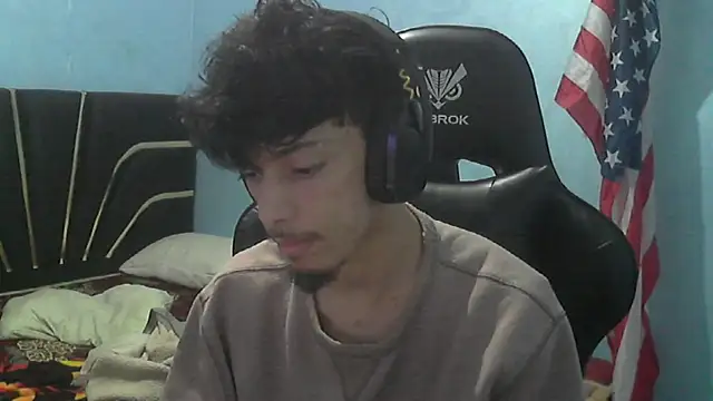 Dark DesireX online show from November 12, 2025, 5:06 pm