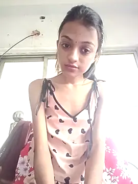 Snapshot of Your-Kitkat chatting on September 13, 2025, 6:24 am Your-Kitkat online show from September 13, 2025, 6:24 am