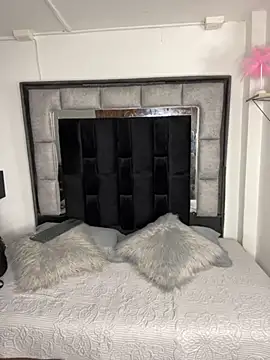 Snapshot of MR_MUSCLE chatting on December 2, 2025, 11:23 am MR MUSCLE online show from December 2, 2025, 11:23 am