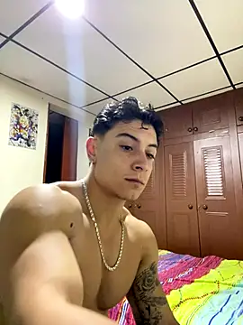 Snapshot of MR_MUSCLE chatting on December 18, 2025, 11:03 am MR MUSCLE online show from December 18, 2025, 11:03 am