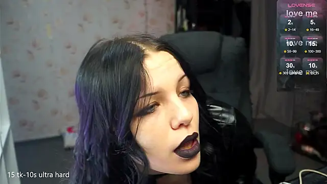 Snapshot of lera_smith chatting on April 29, 2026, 10:49 pm lera smith online show from April 29, 2026, 10:49 pm
