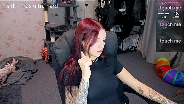 Snapshot of lera_smith chatting on October 12, 2025, 9:49 pm lera smith online show from October 12, 2025, 9:49 pm