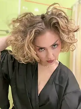 KellyKeler online show from January 18, 2026, 10:51 am