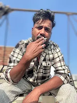 Snapshot of Munny6677 chatting on January 8, 2026, 9:48 am Munny6677 online show from January 8, 2026, 9:48 am