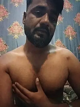 Snapshot of Munny6677 chatting on December 16, 2025, 9:41 pm Munny6677 online show from December 16, 2025, 9:41 pm