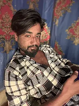 Snapshot of Munny6677 chatting on November 14, 2025, 7:17 pm Munny6677 online show from November 14, 2025, 7:17 pm