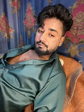 Snapshot of Munny6677 chatting on February 28, 2026, 6:40 pm Munny6677 online show from February 28, 2026, 6:40 pm