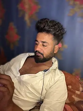 Snapshot of Munny6677 chatting on February 26, 2026, 8:20 pm Munny6677 online show from February 26, 2026, 8:20 pm