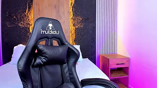 Snapshot of kitty_sweeety_ chatting on September 27, 2025, 12:55 pm kitty sweeety online show from September 27, 2025, 12:55 pm