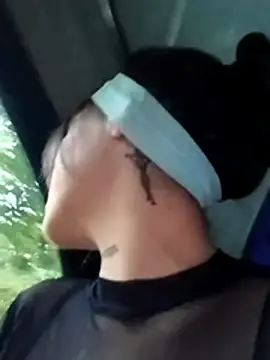 Arii collins1 online show from November 29, 2025, 5:57 pm