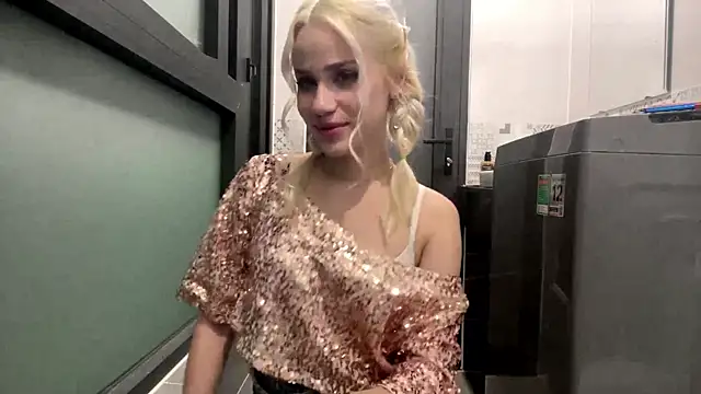 fancy angel online show from December 16, 2025, 1:26 pm