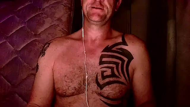 Snapshot of Yournaughty chatting on October 5, 2025, 5:20 am Yournaughty online show from October 5, 2025, 5:20 am